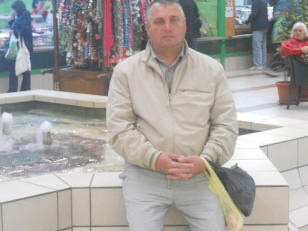 Николай Сары