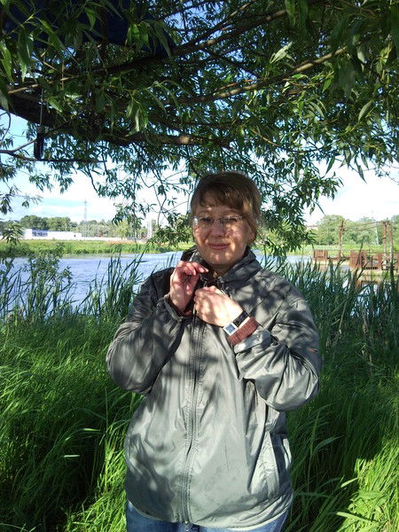 Елена Леонова