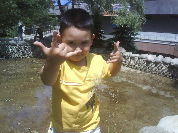 Рамазан Лесбек