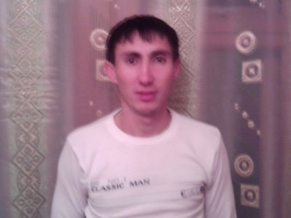 Олег Нугумашев