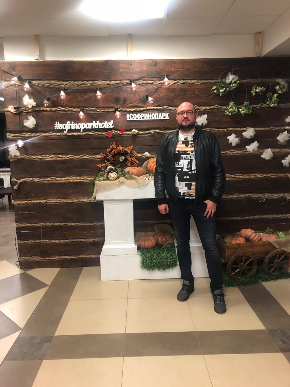 Павел Петров