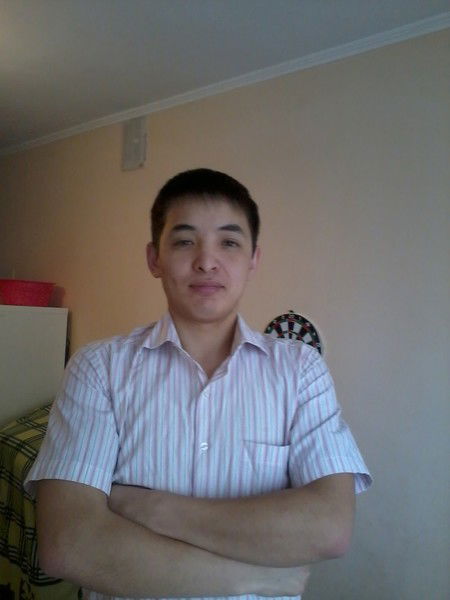 Ерлан Булатов