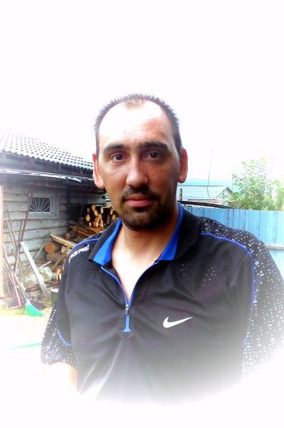 Михаил Петров