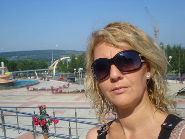 Айна Андиня