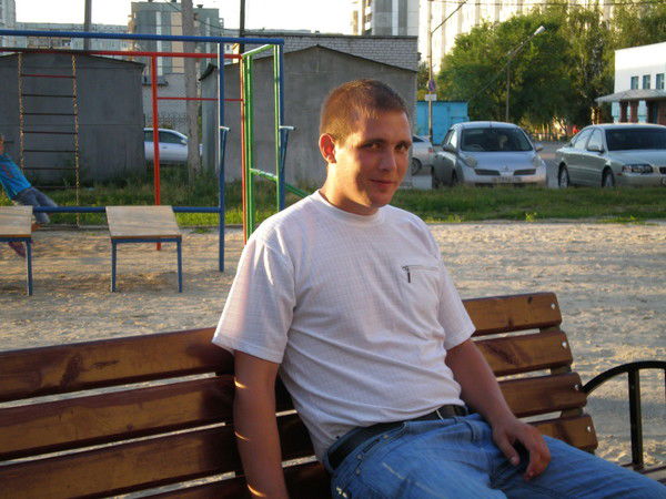 Константин Исаев