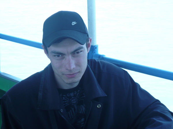 Александр Непогодьев