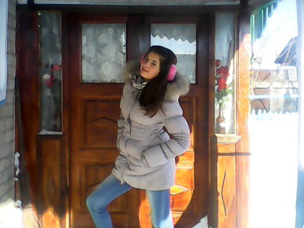 Надя Леонова