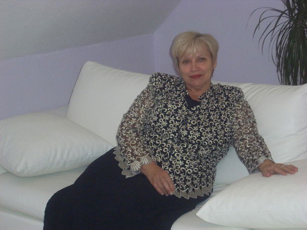 Людмила Лазарева