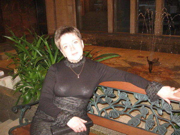 Елена Сафонова