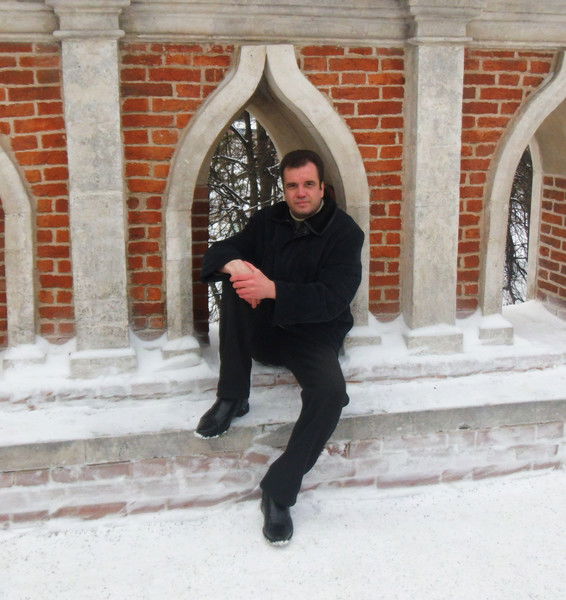 Антон Мартынов