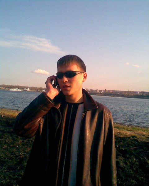 Анатолий Попов