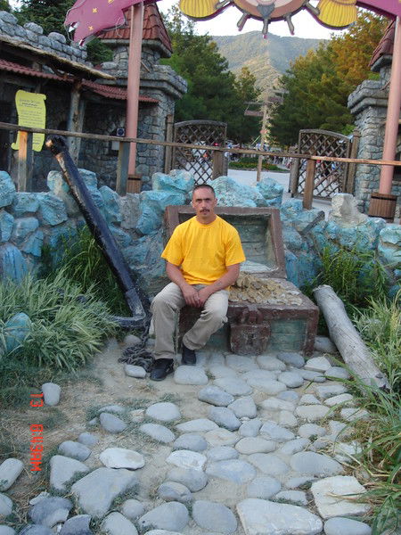 Леонид Николаев