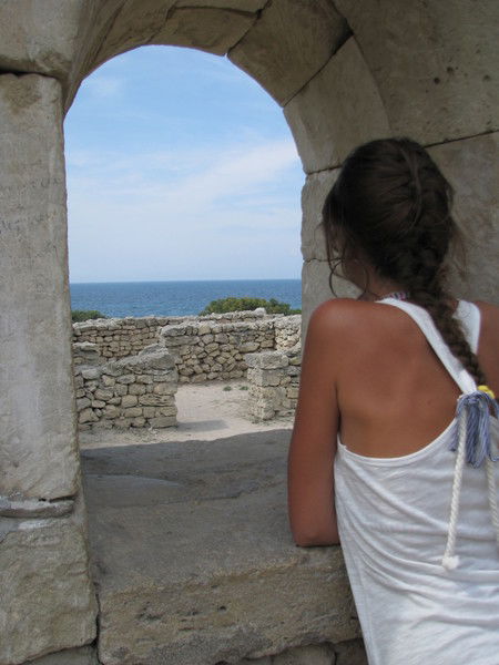 Анна Тихонова