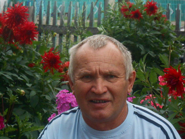 Толя Стрельцов