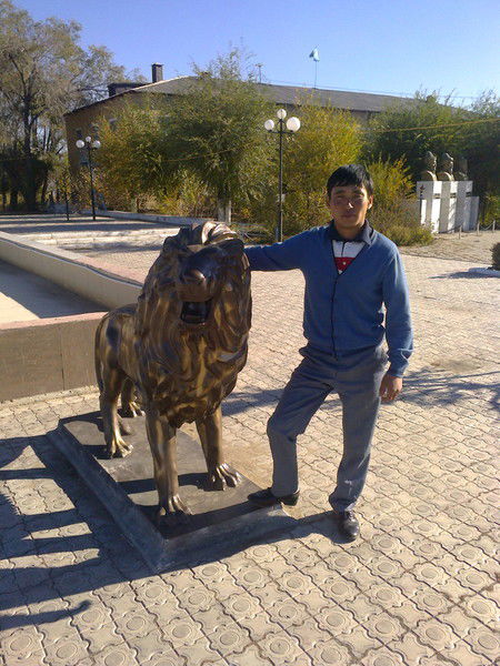 Серик Бажикеев