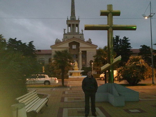 Евгений Лебедев