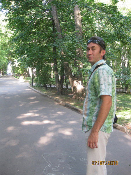 Тимур Кахаров