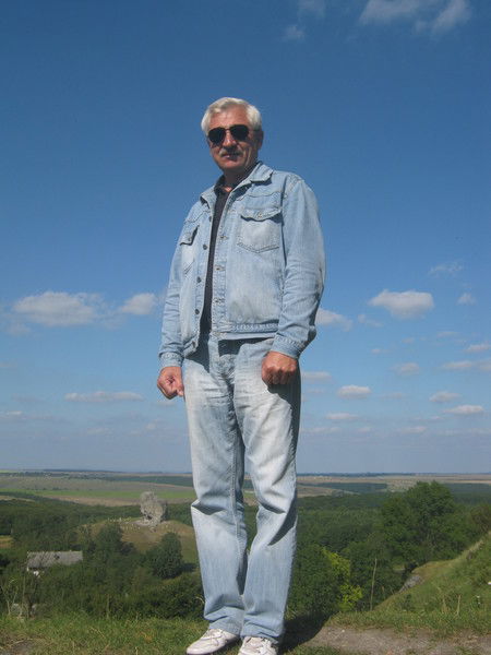 Андрей Завада