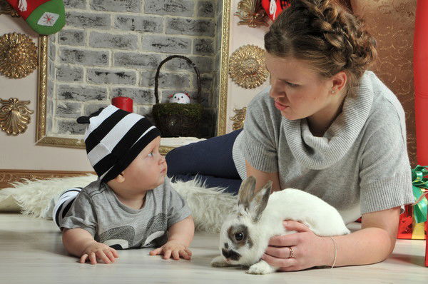 Анютик Дыркач