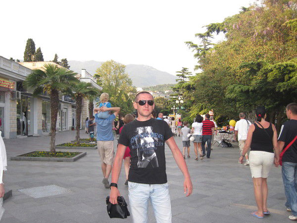 Владимир Гой