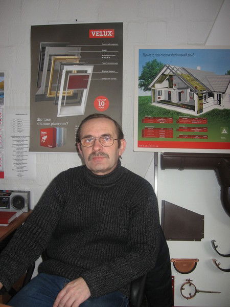 Виктор Тихонов