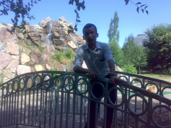 Шерзод Шарипов