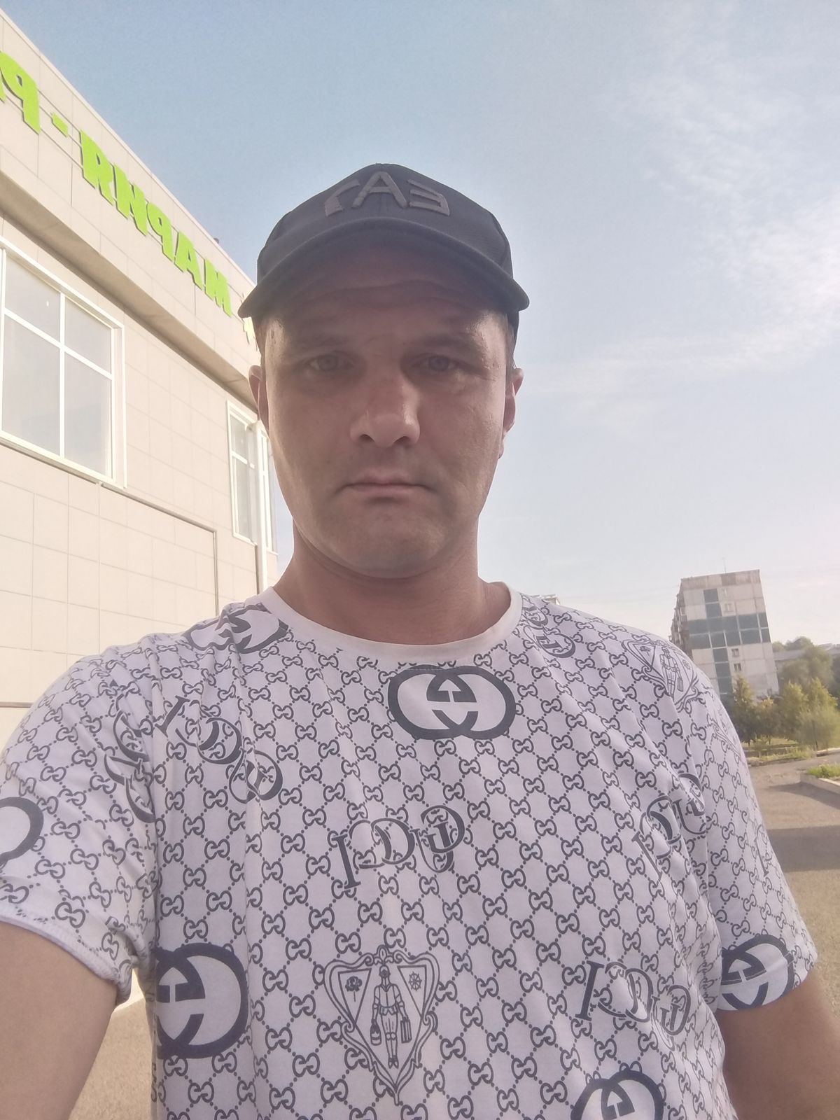 Женя Некрасов