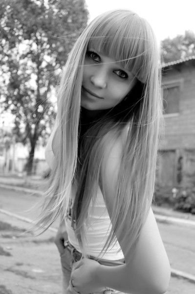 Юличка Скидан