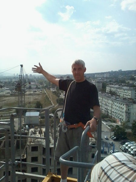 Виталий Карионов