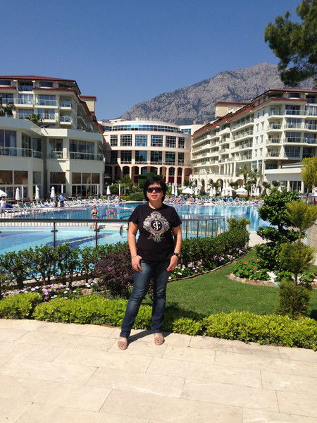 Айнура Ахматова