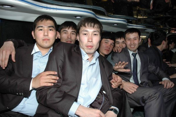 Ерлан Избасар