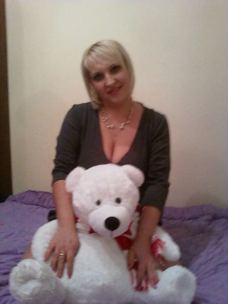 Лена Тишина