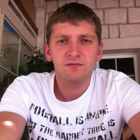 Андрей Колесников