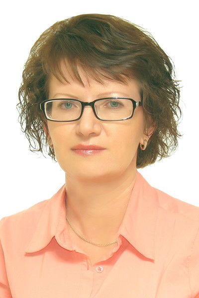 Земфия Накипова