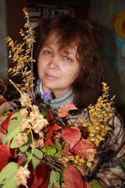 Еленка Костина