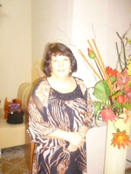 Гуля Макенова