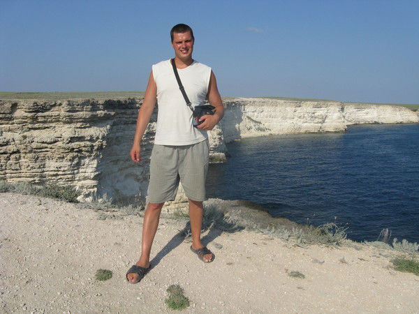 Олег Суставов