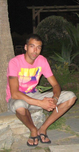 Виктор Белов