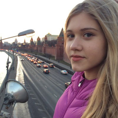 Наташа Викторова