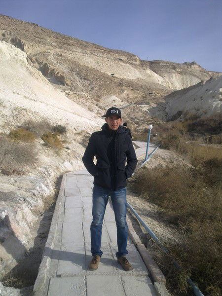 Бекжан Мендiхан