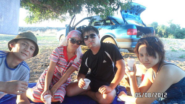 Ерлан И Гульмира Акбасовы