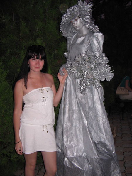 Эля Антонова