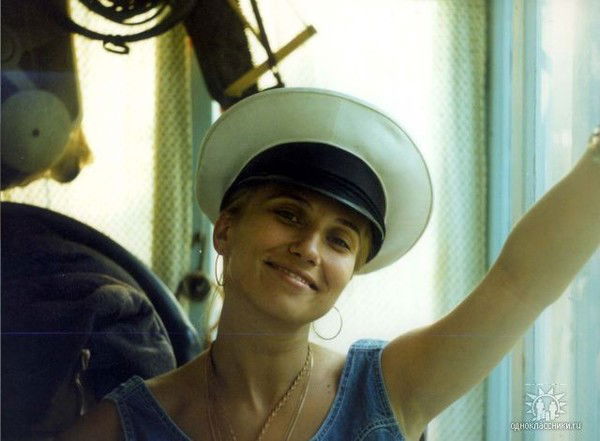 Анна Ларионова