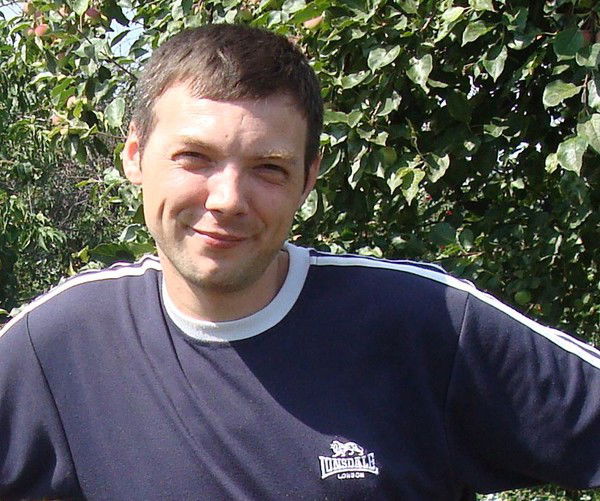 Максим Шотт