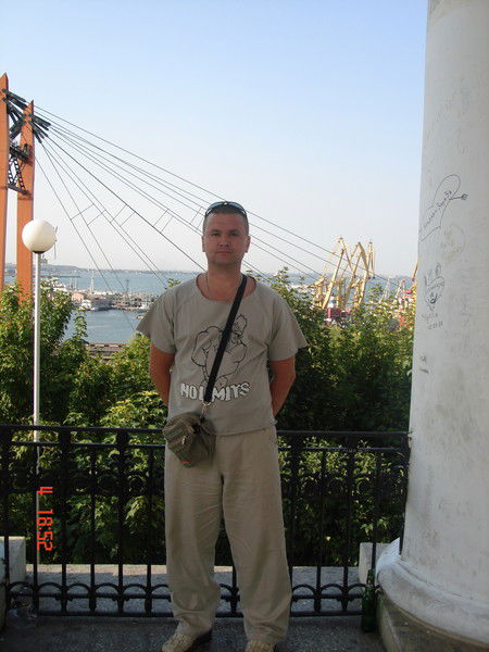 Андрей Ежов