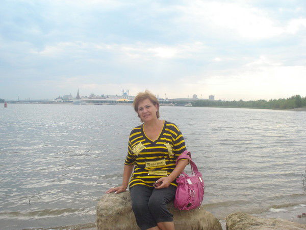 Софа Хромых