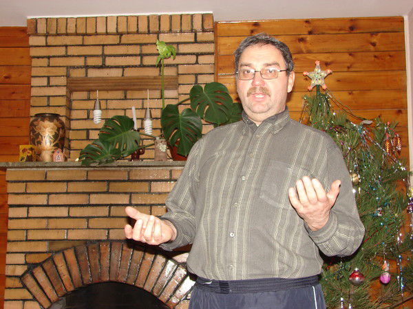 Олег Плотников