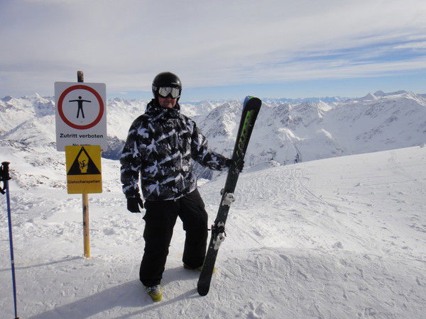 Константин Костин