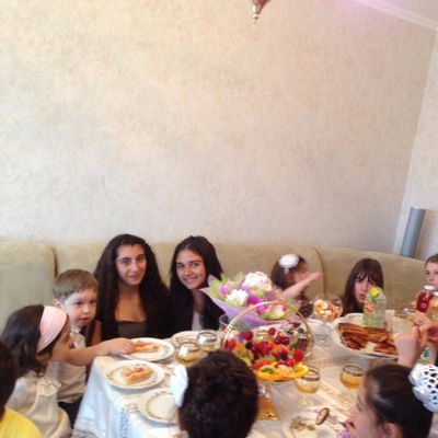 Элина Элларян