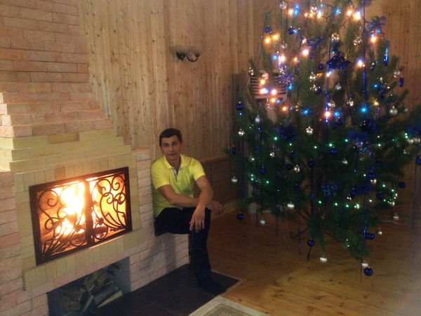 Константин Комаров